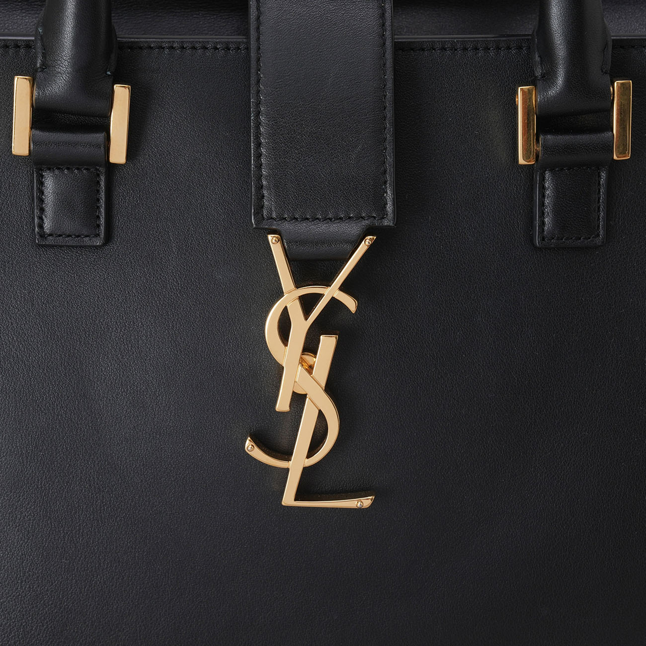 YVES SAINT LAURENT(USED)생로랑 카바스 스몰